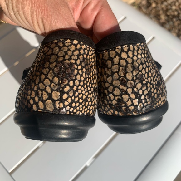 BeautiFeel black suede and cream leather sandals size 7 (European 38) - Picture 11 of 15